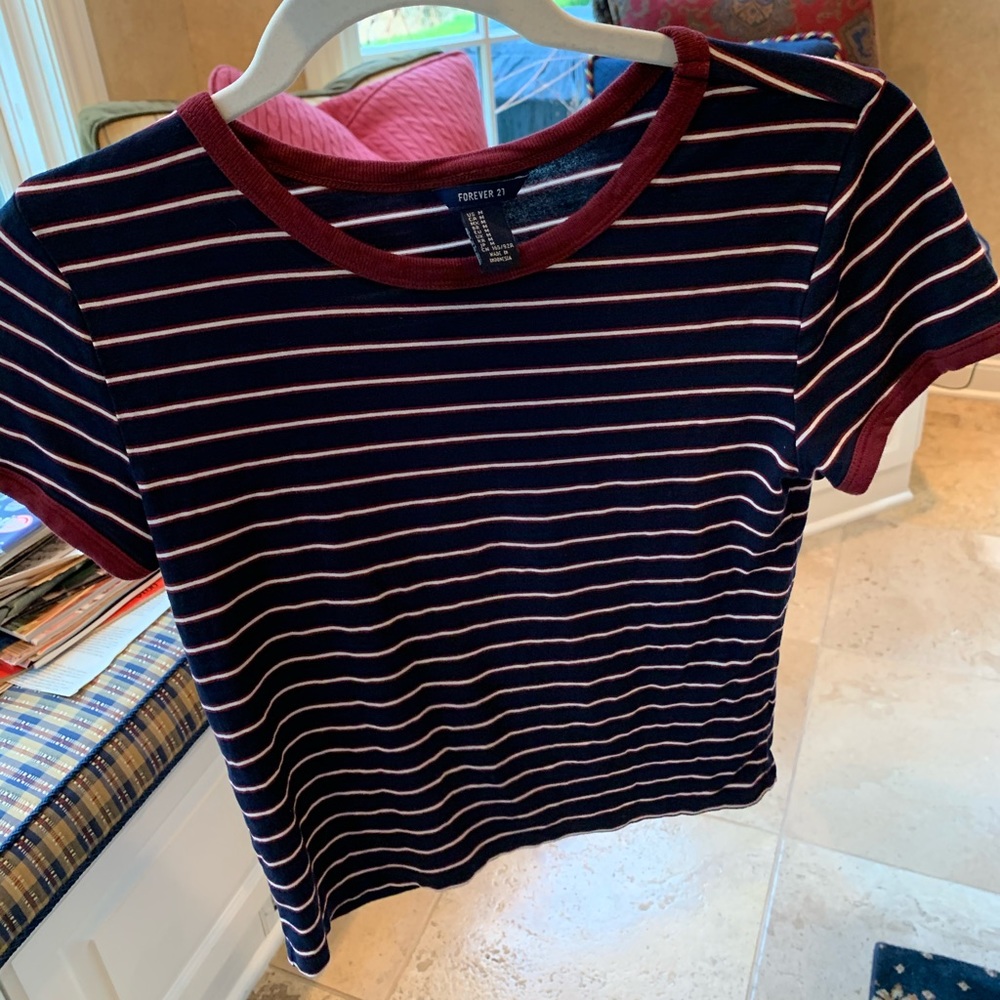Forever 21 striped t shirt, super soft
